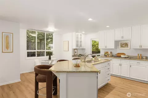 Kitchen - 19303 Meridian Pl W, Bothell, WA 98012 photo 2 of 3