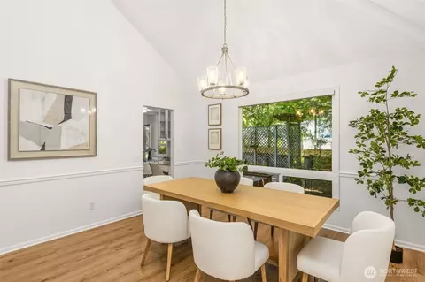 Dining - 19303 Meridian Pl W, Bothell, WA 98012 photo 2 of 3
