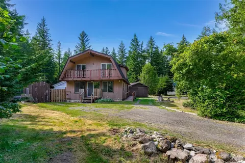 1131 Deep Valley Dr, Maple Falls, WA 98266 photo 2