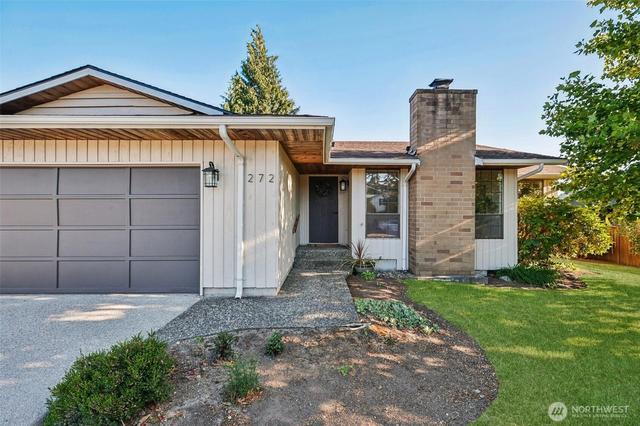 272 Prestwick Dr, Camano Island, WA 98282