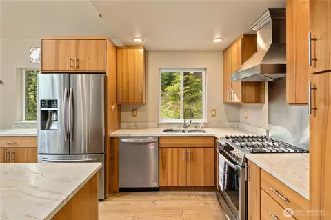 Kitchen - 161 Eagle View Dr, Ronald, WA 98940 photo 4 of 6