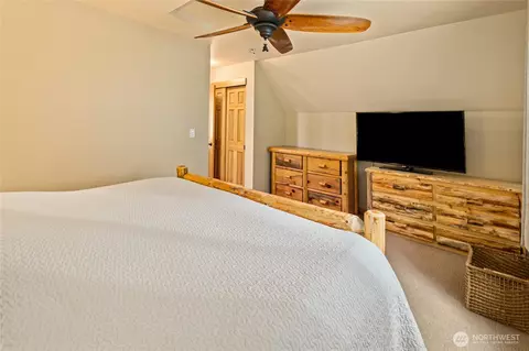 Bedroom - 161 Eagle View Dr, Ronald, WA 98940 photo 5 of 5