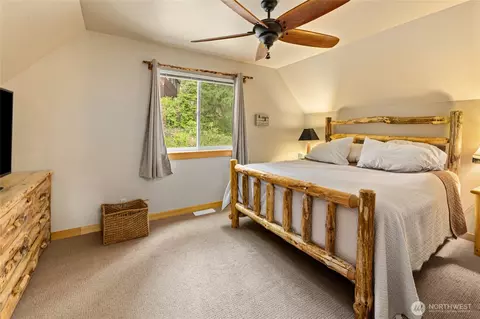 Bedroom - 161 Eagle View Dr, Ronald, WA 98940 photo 4 of 5