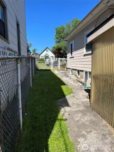 Other - 2219 Rockefeller Ave, Everett, WA 98201 photo 4 of 6