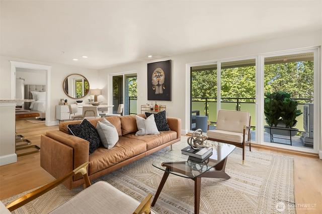 2334 Thorndyke Ave W #301, Seattle, WA 98199