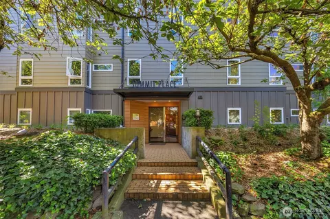 435 Summit Ave E #402, Seattle, WA 98102