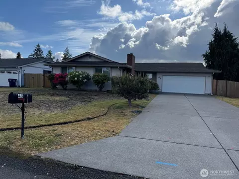 43 Silver Beach Dr, Steilacoom, WA 98388