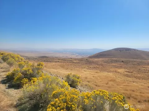 0 N Roza Hill Dr, Yakima, WA 98901