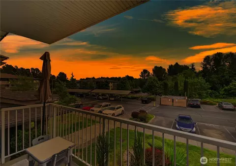 512 Darby Dr, Bellingham, WA 98226