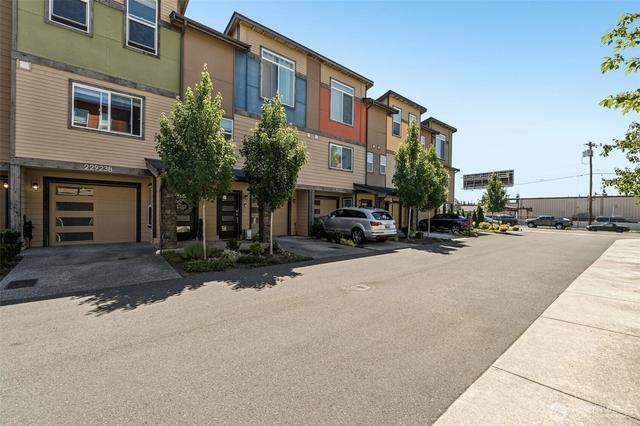 22923 79th Ln W #B, Edmonds, WA 98026