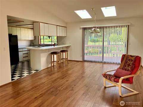 Living - 192 Hurricane Ridge Rd, Sequim, WA 98382 photo 5 of 5
