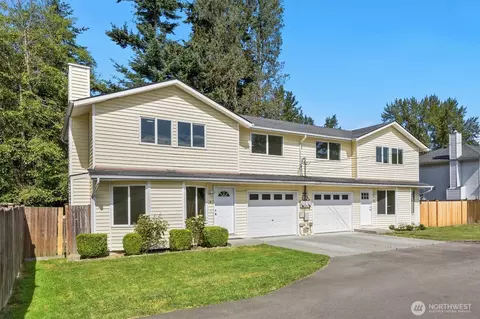 Exterior - 4 107th St SE, Everett, WA 98204 photo 6 of 7