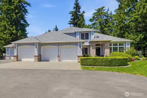16511 38th St E, Lake Tapps, WA 98391