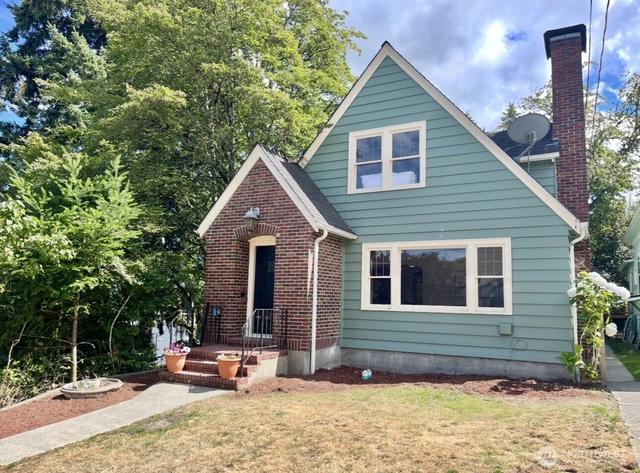 1615 Gregory Way, Bremerton, WA 98337
