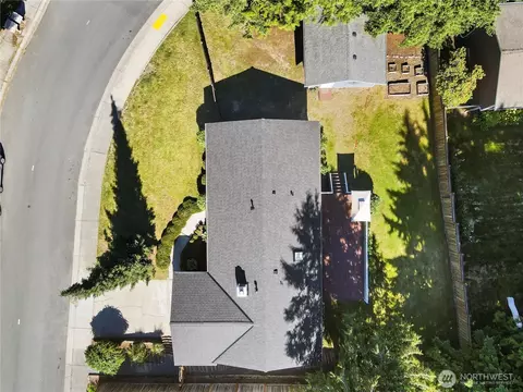 View/Area - 1800 172nd St SE, Bothell, WA 98012 photo 2 of 2