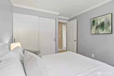 Bedroom - 1800 172nd St SE, Bothell, WA 98012 photo 4 of 6