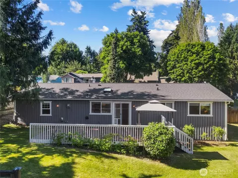 Exterior - 1800 172nd St SE, Bothell, WA 98012 photo 5 of 8
