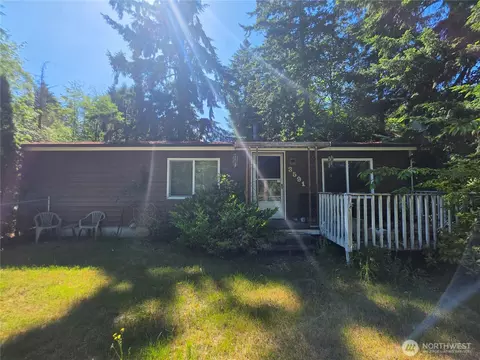 3591 Pine Rd, Bremerton, WA 98310
