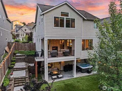 3766 Monterey Ct NE, Renton, WA 98056