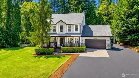17122 45th St E, Bonney Lake, WA 98391