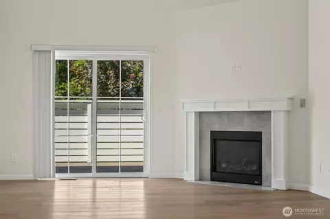 Living - 920 E Old Ranch Rd #E1-E2, Allyn, WA 98524 photo 4 of 5
