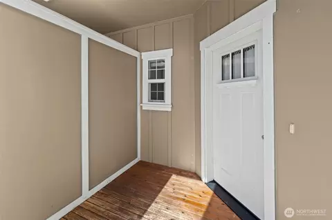Entry Way - 920 E Old Ranch Rd #E1-E2, Allyn, WA 98524 photo 1 of 5