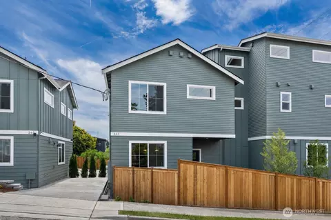 263 NW 42nd St, Seattle, WA 98107