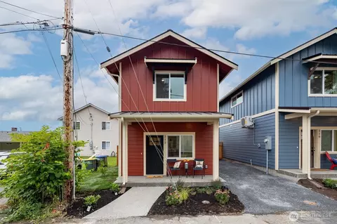 212 Carolina St, Bellingham, WA 98225