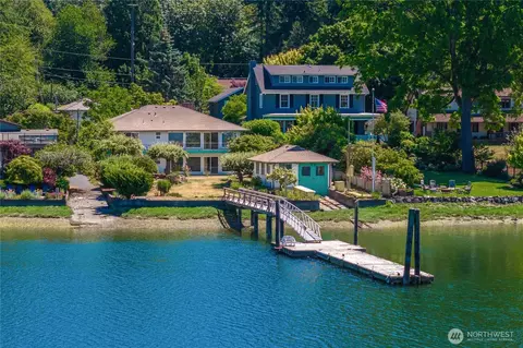 8920 Randall Dr NW, Gig Harbor, WA 98332