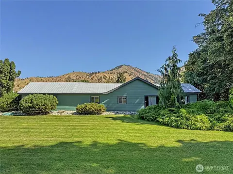 5862 Sunset Hwy, Cashmere, WA 98815