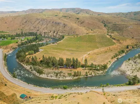 251 Burma Rd, Methow, WA 98834
