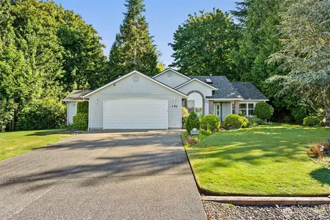192 Alderwood Dr, Chehalis, WA 98532