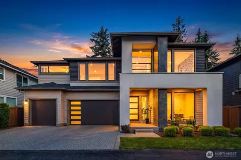 22222 SE 39th Pl, Sammamish, WA 98075