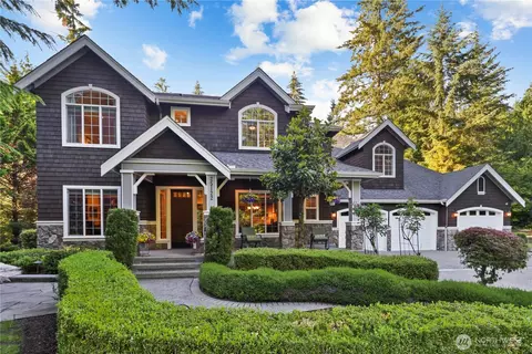 25122 NE 18th St, Sammamish, WA 98074