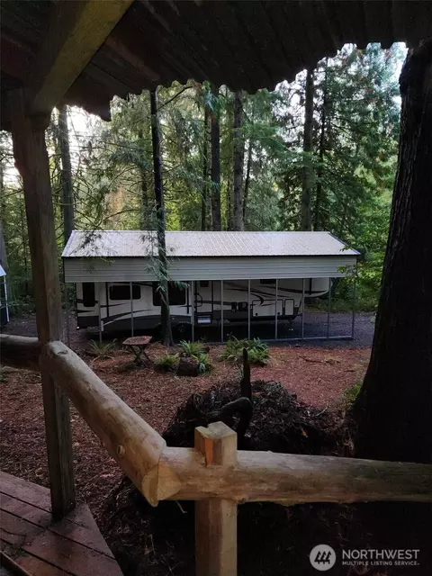 71 E Lakeshore Dr E, Shelton, WA 98584