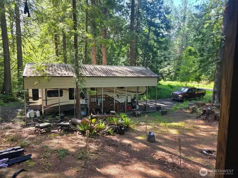 71 E Lakeshore Dr E, Shelton, WA 98584