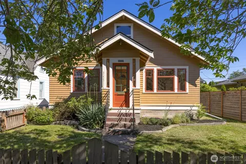 2110 G St, Bellingham, WA 98225
