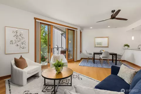 620 NE Vineyard Ln #B203, Bainbridge Island, WA 98110