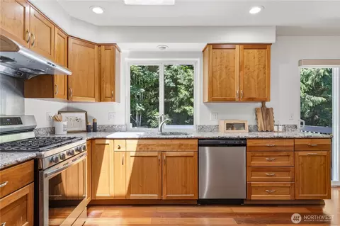 Kitchen - 3103 200th Pl SE, Bothell, WA 98012 photo 1 of 4