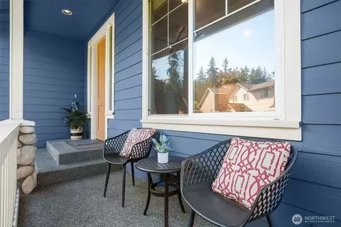Exterior - 20121 Bartlett Rd, Bothell, WA 98012 photo 3 of 7