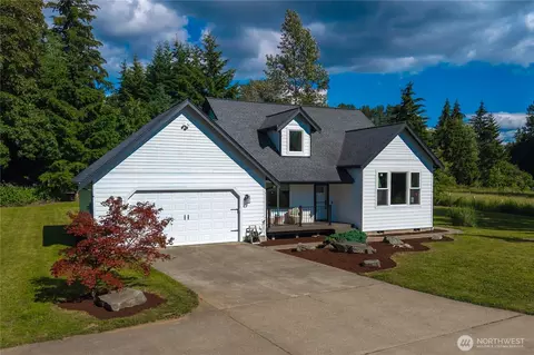 12217 Waller Rd E, Tacoma, WA 98446