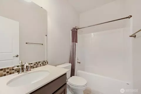 Bath - 18623 39th Dr SE, Bothell, WA 98012 photo 1 of 4