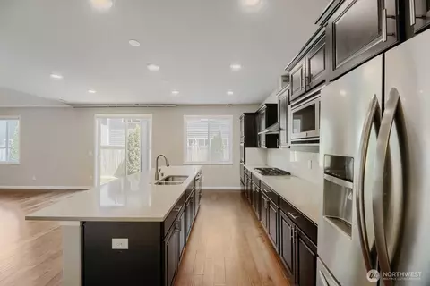 Kitchen - 18623 39th Dr SE, Bothell, WA 98012 photo 1 of 3