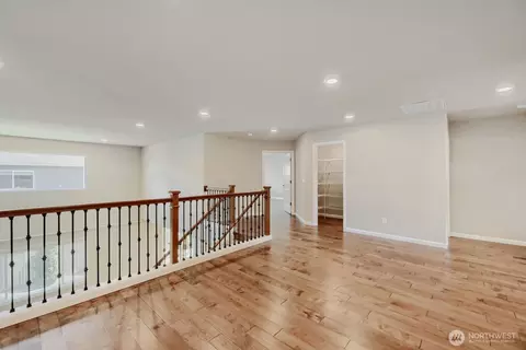 Entry Way - 18623 39th Dr SE, Bothell, WA 98012 photo 4 of 5