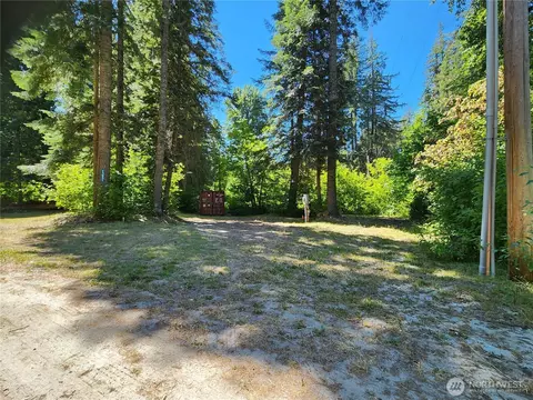 13851 Brae Burn Rd, Leavenworth, WA 98226