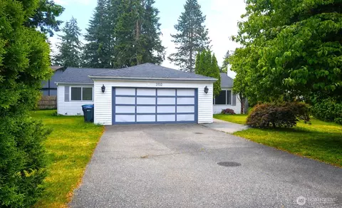 3132 SE Beechcrest Ct, Port Orchard, WA 98366