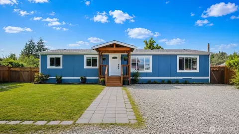 322 Chicago Blvd S #10, Pacific, WA 98047