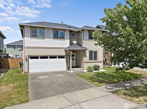 16478 Greenbrier St SE, Yelm, WA 98597
