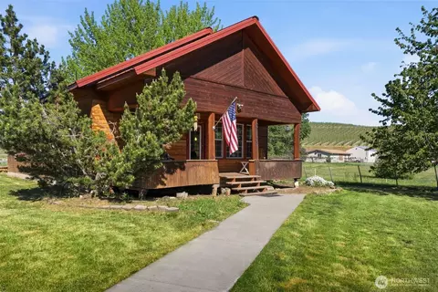 122 Lynch Ln, Yakima, WA 98903