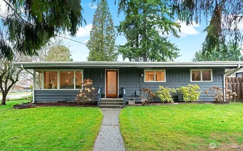 4902 NE 7th Pl, Renton, WA 98059